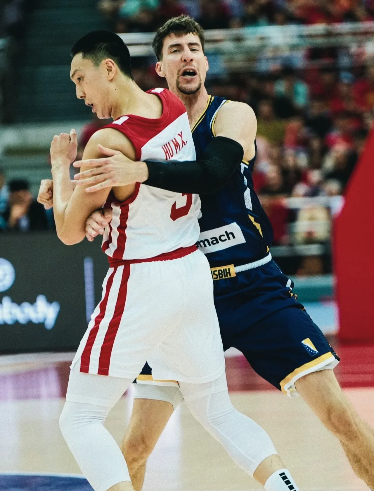 赛地聚焦：NBA常规赛集结日热度飙升，深圳男篮伤情更新，信心回归，赛程密集仍需轮换的简单介绍